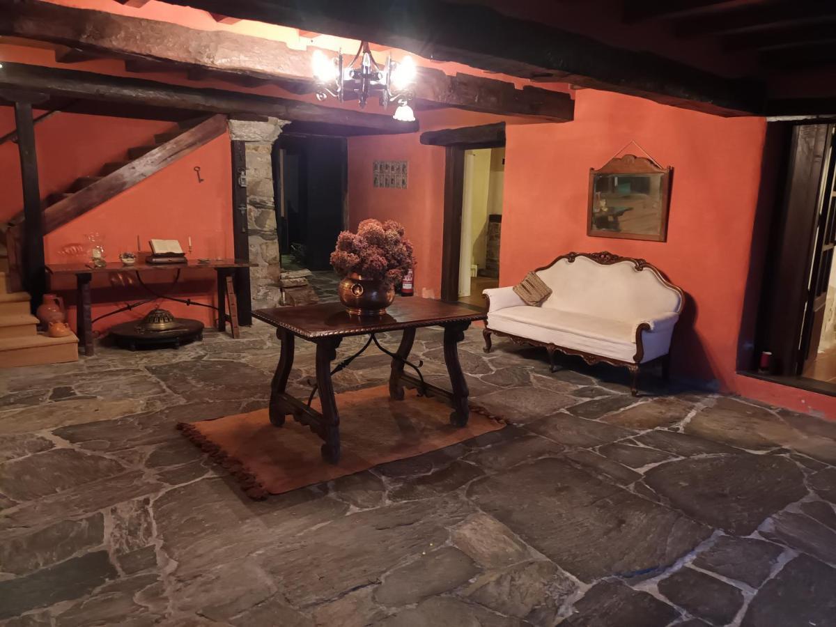 Palacio De Cantiz "Reserva De Ancares" Becerrea Exterior photo